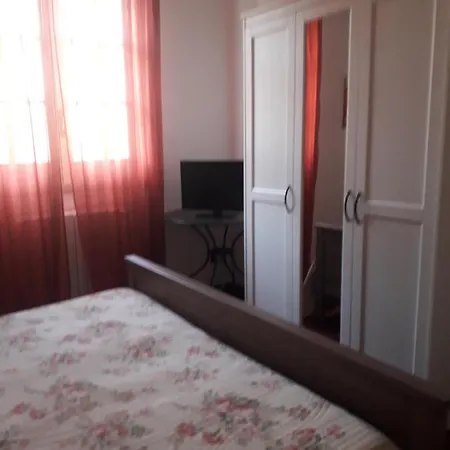 Victoria Bed & Breakfast *