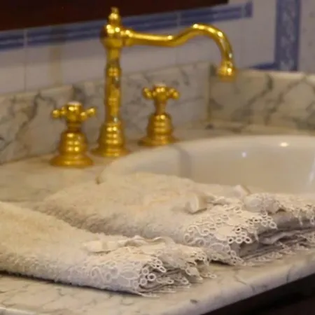 Victoria Bed & Breakfast *