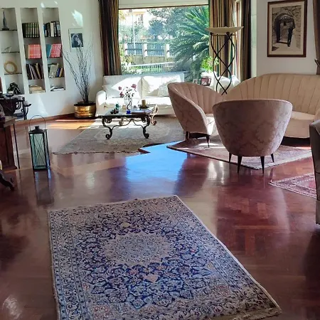 Victoria Bed and breakfast 4*